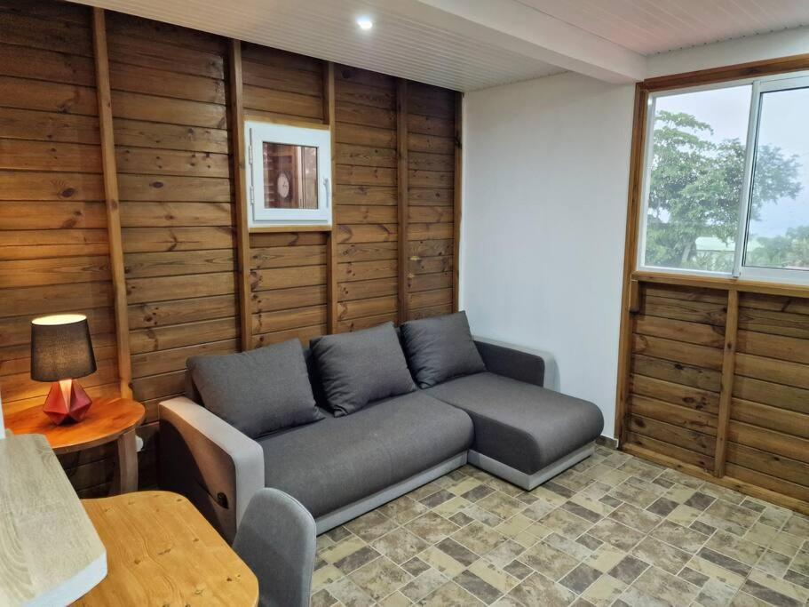 Hillview Studio Lägenhet La Trinité Exteriör bild